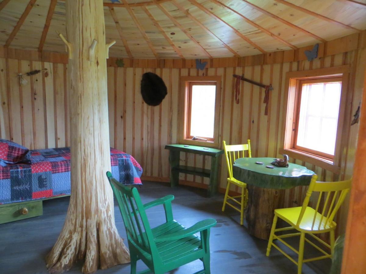 La Maison Sous Les Arbres Saint Roch de Mekinac 外观 照片